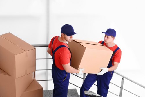 Submitting a storage complaint with clear details and records