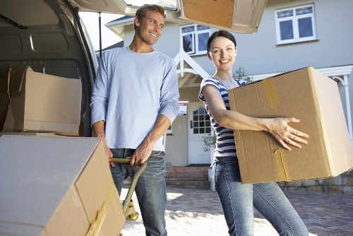Moving boxes and apartment access for Richmond flat removals